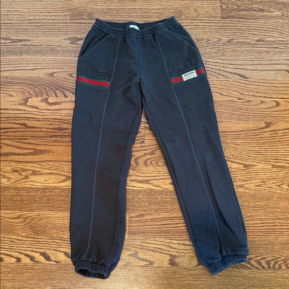 Boys GUCCI Logo-label track pants/joggers - Picture 3 of 7